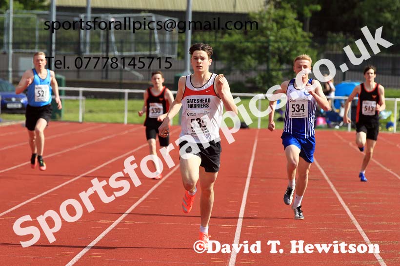 Men and Boys 400 metres, 2022 North Eastern Track and Field Champs., Middlesbrough. David T. Hewitson/Sports for All Pics